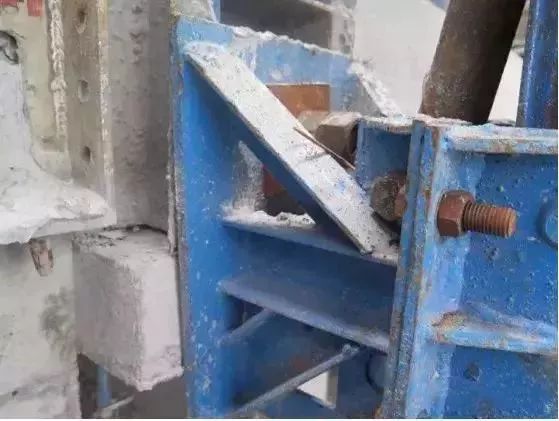 爬架施工，這9個安全隱患監理要重點關注！_17