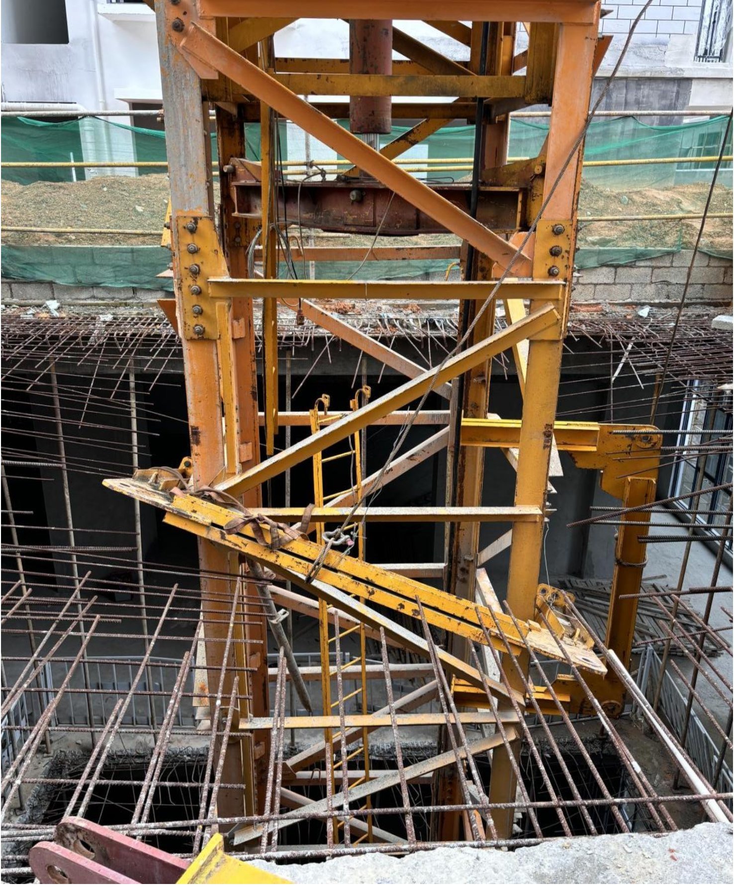 凌云縣馬棧市場建設項目“6·25”高處墜落事故調查報告